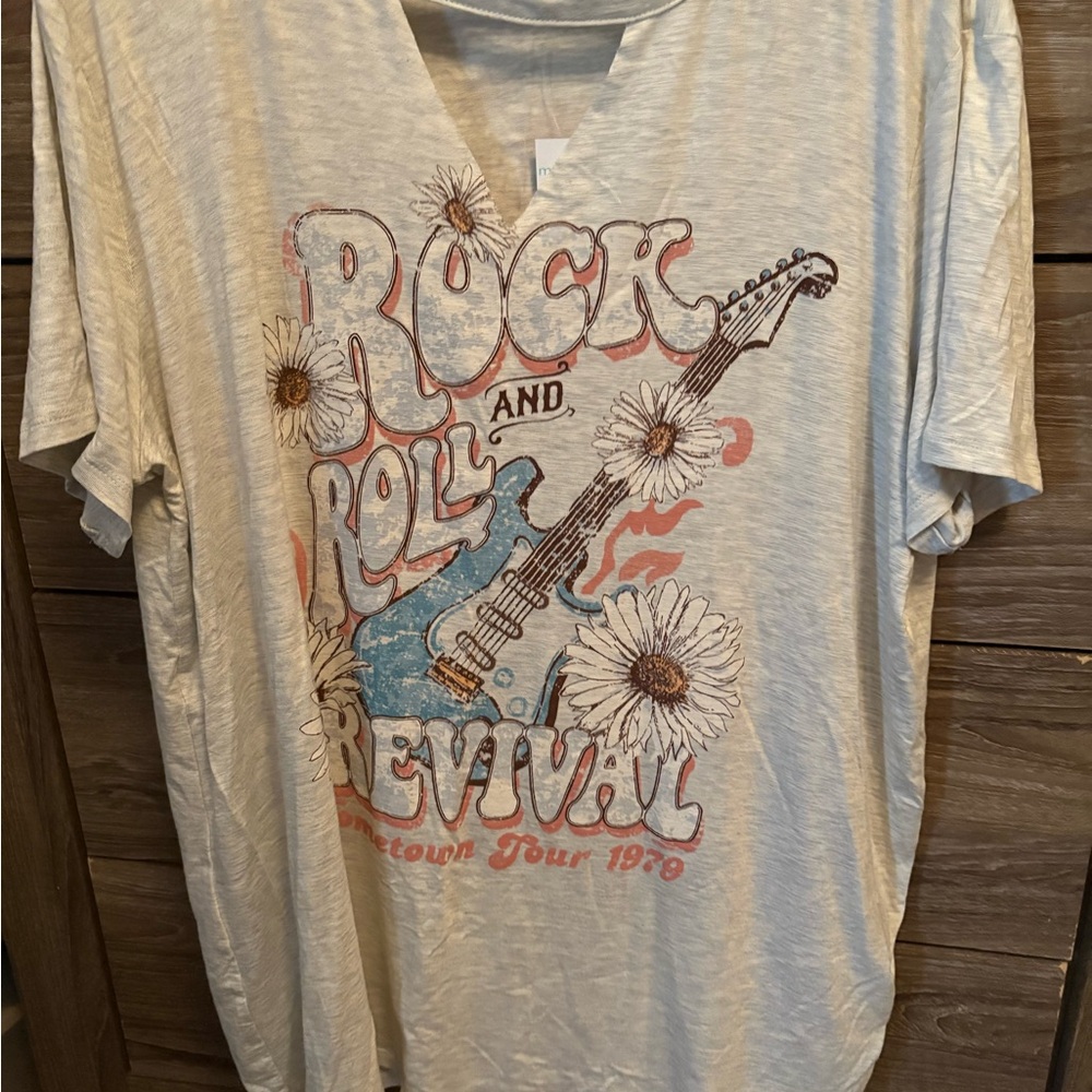 Maurices Cream Rock and Roll Graphic Tee